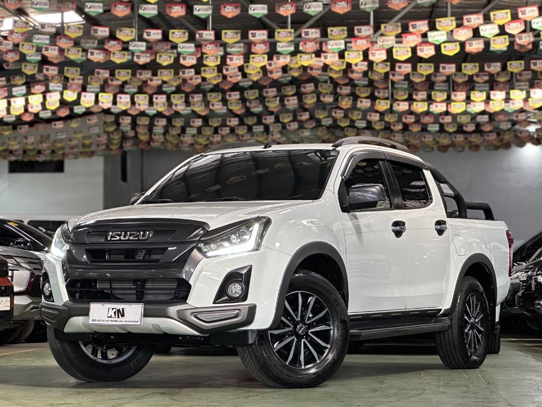 Isuzu Dmax LS-A 4X2 Auto (Category: Used Cars) located in Marikina City. Submitted by wensonkngf (Listing ID 1421648356, Image 3). Description: 2021 Isuzu D-max LSA 3.0L 4X2 Diesel A/T 🚘 100% Accident & flood-free 📄 100% Verified documents 🧭 100% Untampered odometer 🅿️998,000 Sample Financing Computation: Downpayment: 199,600 (20%) 4 years: 28,620 Unit Details: ✳️Ending Plate no: 7 ✳️Pick - up ✳️3.0L Turbo Diesel Engine ✳️6-Speed Automatic Tr