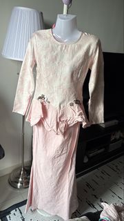 (Category: ) located in . Submitted by ichahpreloved (Listing ID 1423841126, Image 1). Description: .