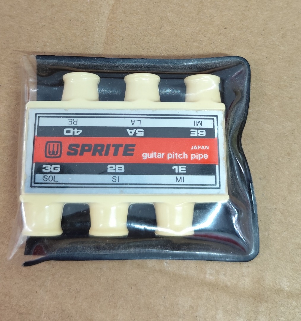 Japan Vintage Guitar Sprite Pitch Pipe, Hobbies & Toys, Musical ...