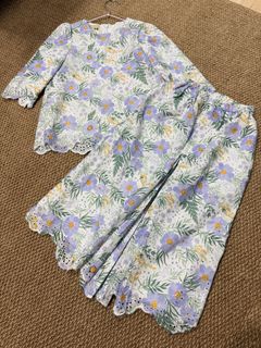 (Category: ) located in . Submitted by shoppalism (Listing ID 1423793256, Image 1). Description: .