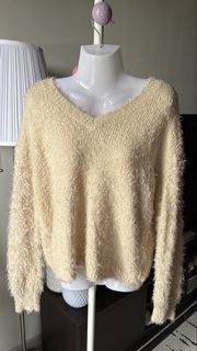 (Category: ) located in . Submitted by ichahpreloved (Listing ID 1423842266, Image 1). Description: .