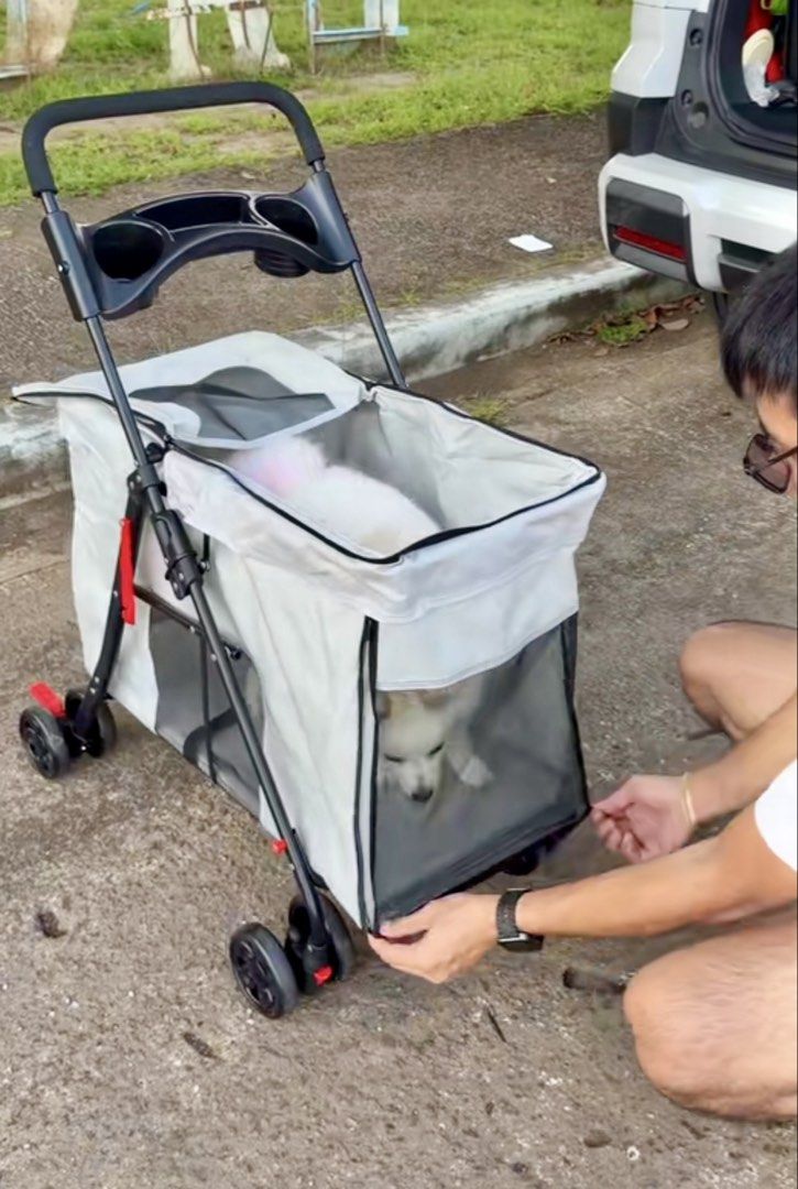 Large Foldable Pet Stroller Trolley Cart (Category: Homes & Other Pet Accessories) located in Makati City. Submitted by apricooutdoors (Listing ID 1423858688, Image 1). Description: Brand new 1 item available .