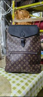 (Category: ) located in . Submitted by darriebags88 (Listing ID 1423968997, Image 1). Description: .