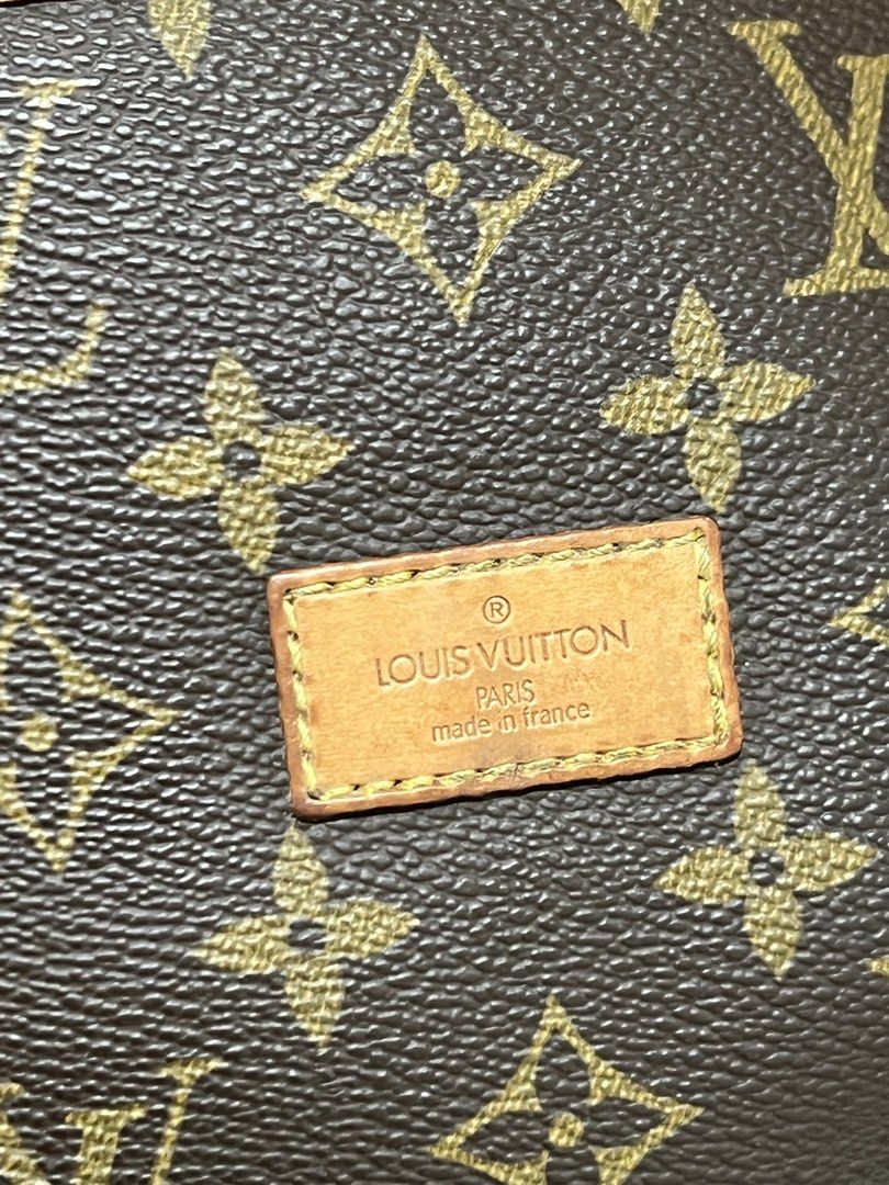 Louis Vuitton Monogram Shoulder Bag (Category: Luxury Bags & Wallets) located in Manila. Submitted by zoeykim16 (Listing ID 1423825409, Image 2). Description: - Authentic Louis Vuitton shoulder bag - Classic Monogram canvas - Made in France - Adjustable shoulder strap - Flap closure with buckle - Spacious interior - Brown leather trim - Serial number: AR8905.