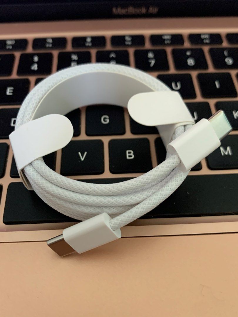 MacBook Air / MacBook iPhone Type C 240W 2m Braided Cable (USB-C) (Category: Chargers & Cables) located in San Juan City. Submitted by ph_gadgets_hub (Listing ID 1423838205, Image 3). Description: Apple USB-C 240W 2m C to c Braided Cable ₱700 Compatibility: MacBook Air MacBook iPhone 15 - 15 Pro Max iPhone 16 - 16 Pro Max iPhone 17 - 17 Pro Max MODE OF PAYMENT ✅COD ✅GCASH ✅PAYMAYA 🚖Same Day Delivery within Metro Manila via Lalamove and Grab Deli