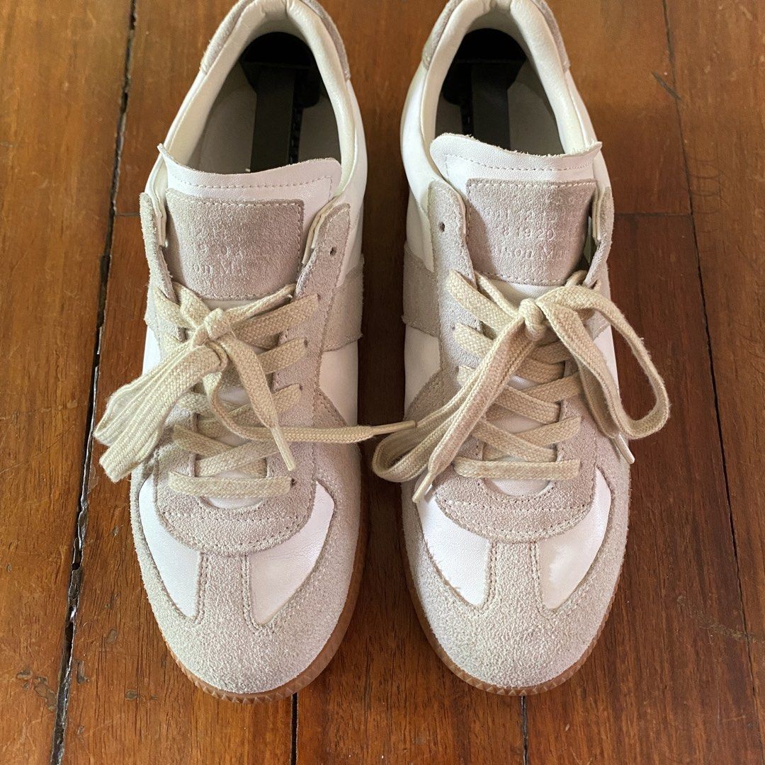Margiela Replica GATS (Category: Sneakers) located in Naga. Submitted by decluttertingz_ (Listing ID 1423827927, Image 2). Description: Maison Margiela GATS (UA) Size 9 Complete inclusions 9/10 condition Issue: - slight dirt sa suede.