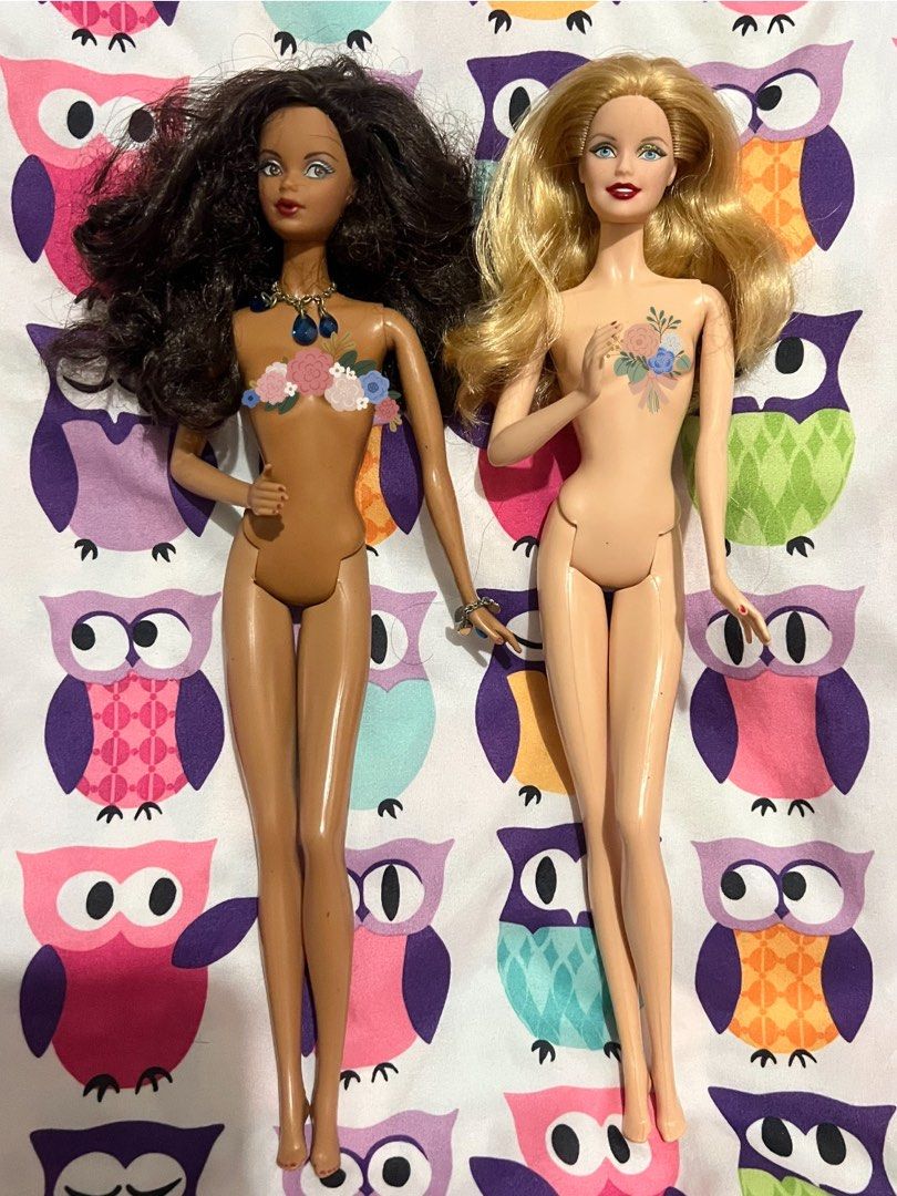 Model Muse Dolls (Category: Kids Toys) located in Davao. Submitted by riccirici (Listing ID 1423954315, Image 1). Description: Model Muse Dolls 5,500 php both, lp 2007 Birthstone Beauties Barbie September with crack on neck (see photo) nude 4k Model Muse Holiday 2014 W crack on neck Nude 1,700 php Pay first policy. No holds + shipping cost J&T Bank transfer Gcash .