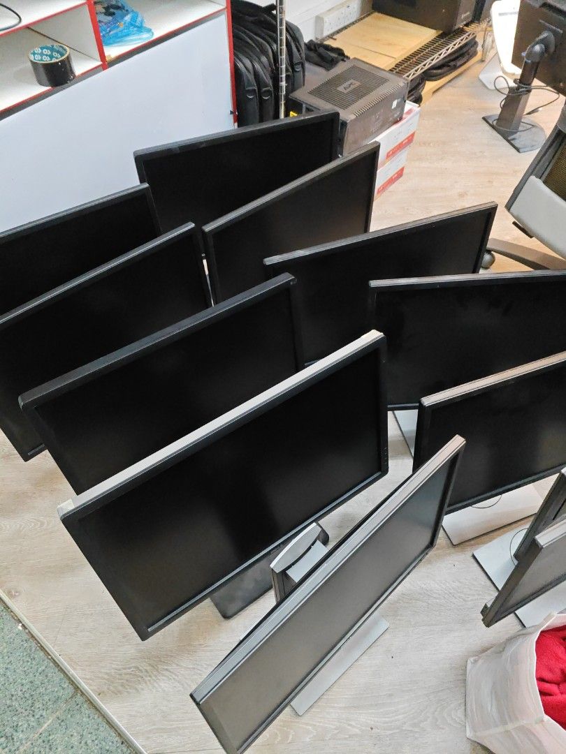 Monitors65604636816003110