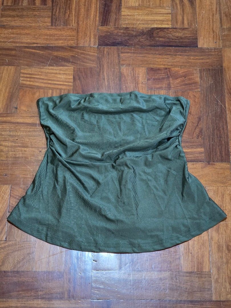 Olive Green Tube Top Peplum (Category: Sleeveless) located in Manila. Submitted by luvpeachkachu (Listing ID 1423831374, Image 1). Description: - no tags - suggest fits medium or small frames - up to 32 bust(?) - slightly stretchy .