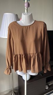 (Category: ) located in . Submitted by ichahpreloved (Listing ID 1423841937, Image 1). Description: .