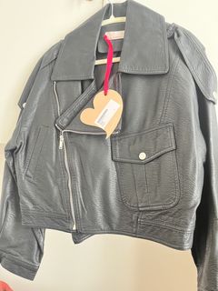 （分類：）位於 。 由 fiercewhale.bd0b4c 提交（商品編號 1423881900，圖片 1）。簡介： 。
