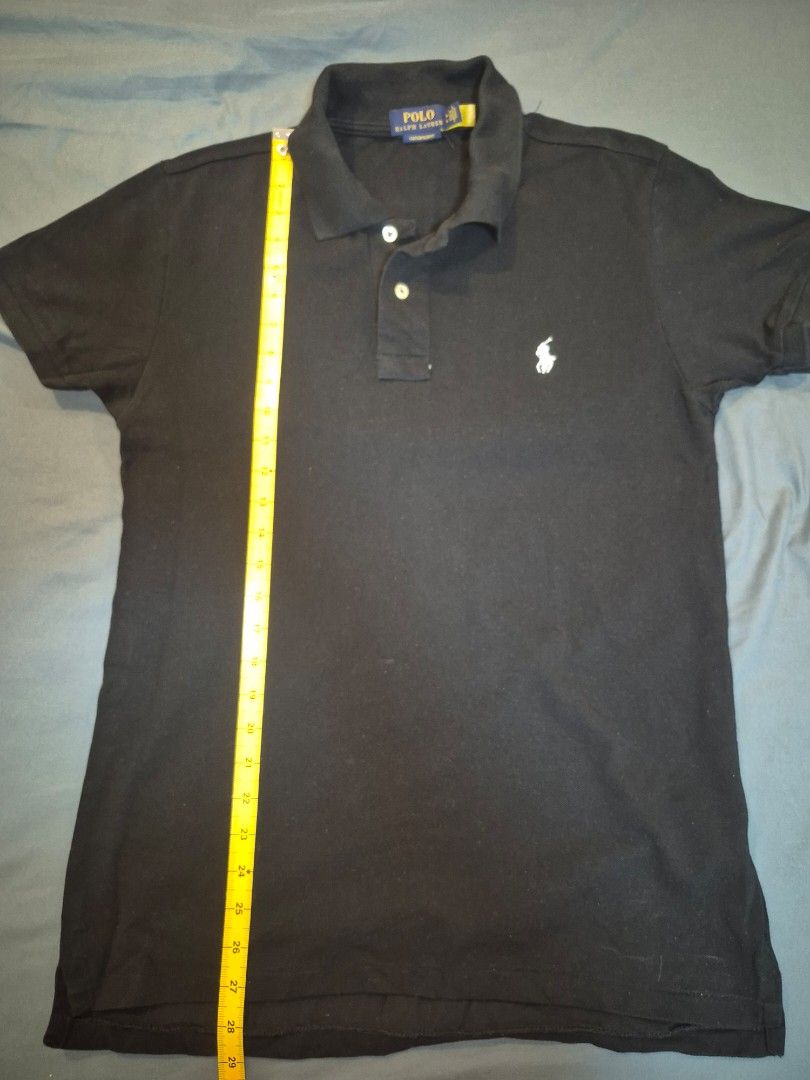 Ralph Lauren Polo Shirt Black (Category: Tshirts & Polo Shirts ) located in Muntinlupa City. Submitted by matthewdavemanuel (Listing ID 1423969911, Image 3). Description: - Black Ralph Lauren polo shirt - Features the iconic polo player logo - Color Rate 10/10 - Collared neckline and button-up placket - Classic fit - 19 inches width, 27/28.5 inches length - RFS: too small for me.