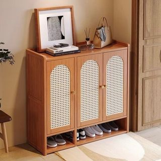 (Category: ) located in . Submitted by nic3shop (Listing ID 1423804938, Image 1). Description: .