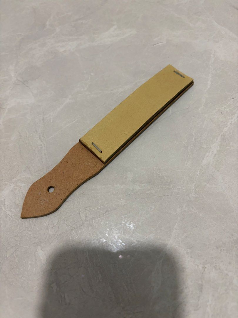 Sandpaper pointer (Category: Craft Supplies & Tools) located in Singapore. Submitted by nemophilia (Listing ID 1423836157, Image 1). Description: .