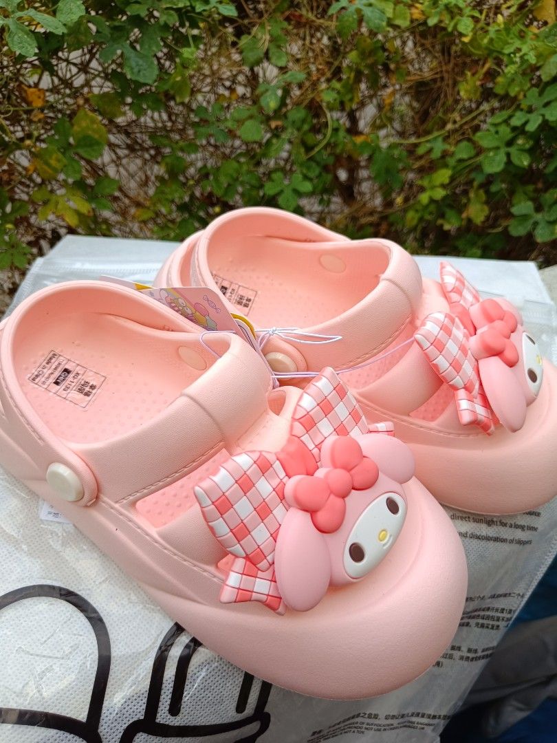 Sanrio My Melody Clogs Sandals (Category: Babies & Kids Fashion) located in Cavite. Submitted by disyc (Listing ID 1423946205, Image 2). Description: Sanrio My Melody Clogs Size 19cm inner sole - Adorable My Melody clogs sandals - Lovely pink color - Cute bow and My Melody face design - Includes strap for secure fit - Perfect for everyday wear - Comes with original tag.