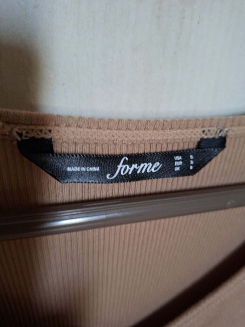 Blouse for women (For me) (Category: Shirts) located in Quezon City. Submitted by tesha23 (Listing ID 1423504737, Image 2). Description: .