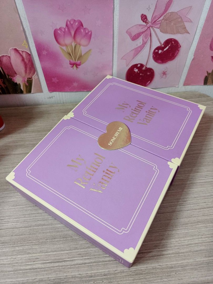 Some By Mi My Retinol Vanity Set (Category: Face Care) located in San Pedro. Submitted by carmz_31 (Listing ID 1423962688, Image 2). Description: - Some By Mi My Retinol Vanity Set - Includes: - Toner - Serum - Cream - Eye cream - Features a vanity-style box with a heart-shaped mirror. - Ideal for those new to retinol..