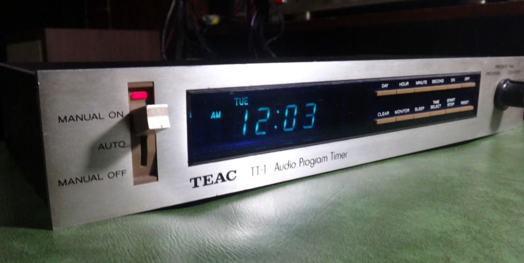Teac TT-1 Audio Program Timer (Category: Soundbars, Speakers & Amplifiers) located in Muntinlupa City. Submitted by loweebiton5412 (Listing ID 1423826339, Image 3). Description: Teac TT-1 Audio Program Timer made in japan 100v 50/60 hz look ed muntinlupa.