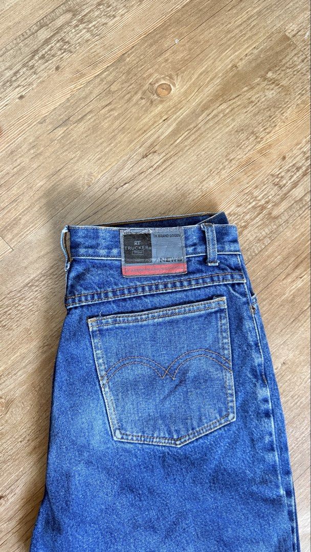 TK Trucker Jeans - Size 33 (Category: Jeans) located in San Pablo. Submitted by chinitokiddd (Listing ID 1423864857, Image 3). Description: - TK Trucker blue jeans - Size: 33 - Cut: Straight leg - Features: Single back pocket - Closure: Button and zipper - Condition: Vintage fading.