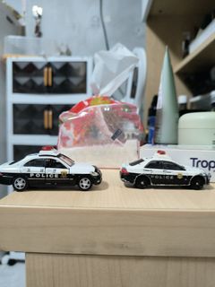 Voiture Miniature Tomica Toyota Camry Police UK - Édition Limitée Aeon 1:64 - Neuf Sous Boîte (2025)