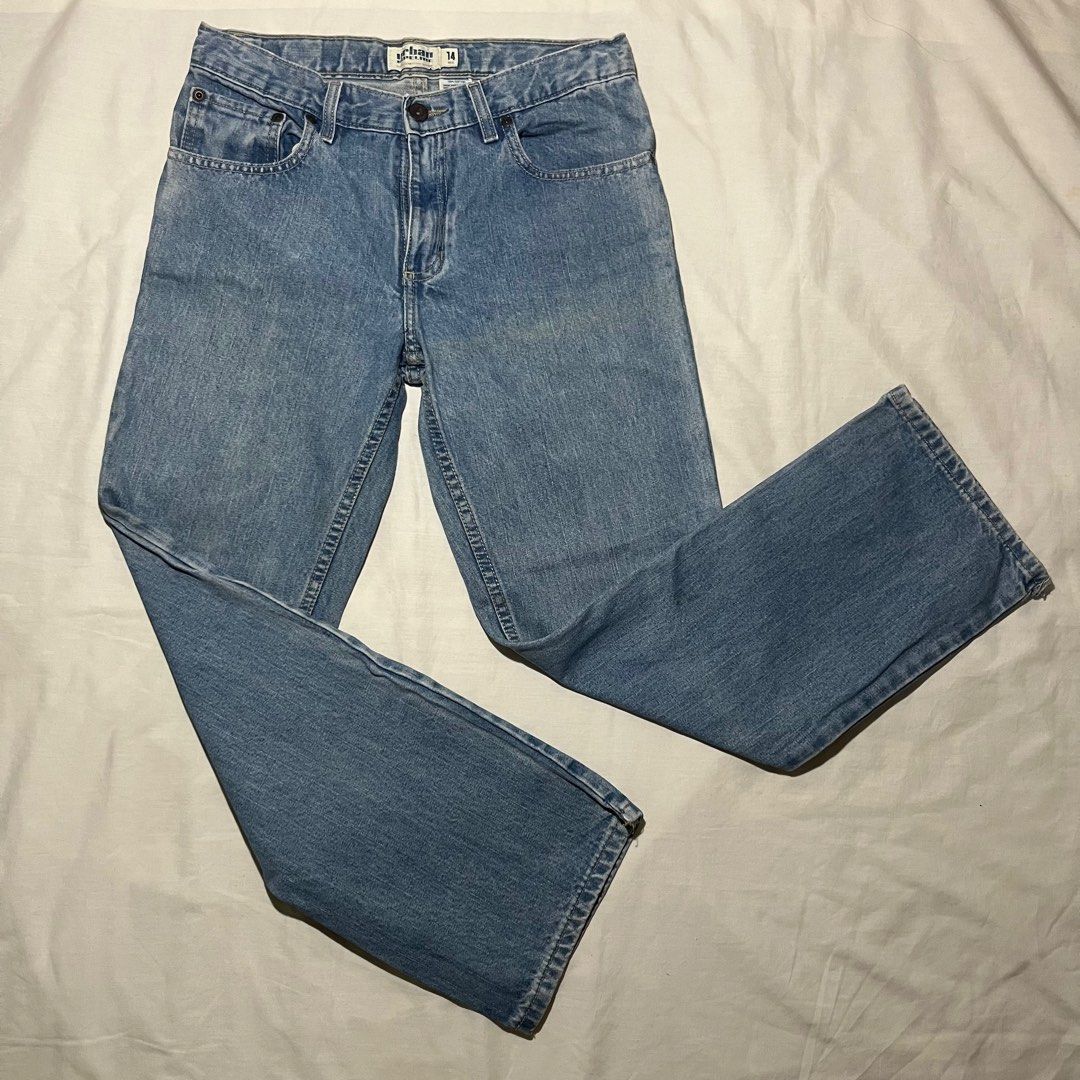 Urban Pipeline Regular fit jeans (Category: Jeans) located in Bulacan. Submitted by amorstuffs_ (Listing ID 1423808309, Image 1). Description: Urban Pipeline Regular fit jeans - light colored - straight cut - waist: 30 - length: 36 - condition: 9/10 - price: 220.