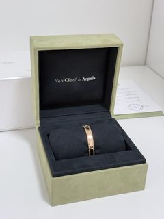 (Category: ) located in . Submitted by completethelabel (Listing ID 1423942502, Image 1). Description: .