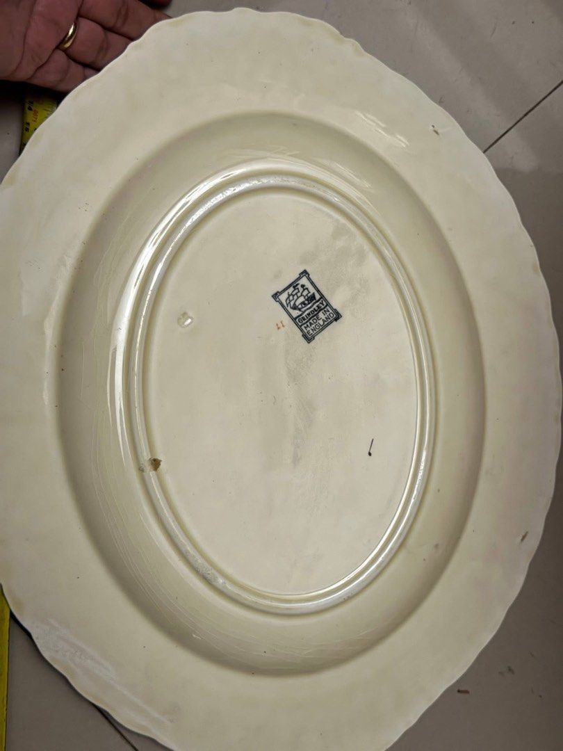 Sale!Vintage Grindley Serving Platter (Category: Dinnerware & Cutlery) located in Mandaluyong City. Submitted by elainelawenko (Listing ID 1423883230, Image 2). Description: .