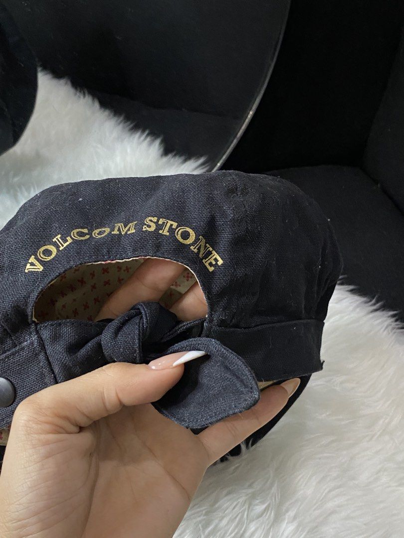 Volcom Cadet style cap (Category: Caps & Hats) located in Angeles City. Submitted by beracahstitchesxwears (Listing ID 1423896915, Image 2). Description: Based on the visual details and logo, this is a Volcom black hunting or cadet-style cap. The hat features a prominent gold-colored Volcom Stone logo embroidered on the side, a hallmark of the brand.