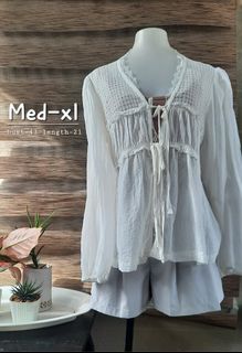 (Category: ) located in . Submitted by bhelprelovedcloset (Listing ID 1423868938, Image 1). Description: .