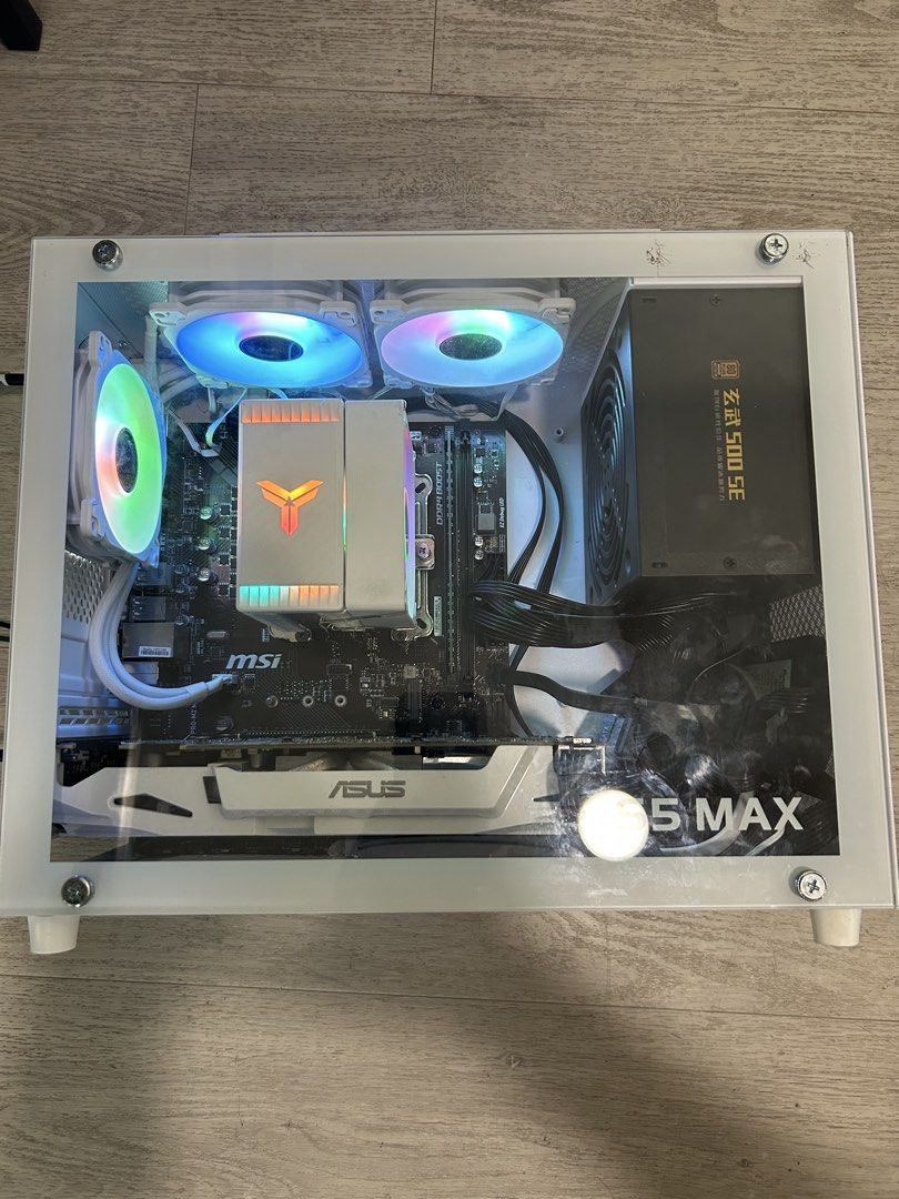 White M-ATX Gaming PC