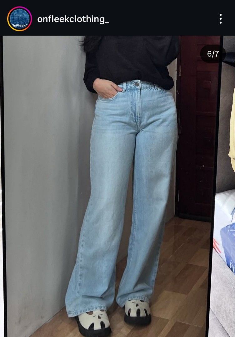 Wide Leg Jeans (Category: Jeans) located in Quezon City. Submitted by jarsonjae (Listing ID 1423849909, Image 2). Description: - Light blue - Wide-leg jeans - High-waisted - Relaxed fit - Classic five-pocket design - Button and zipper closure - Great for casual outfits.