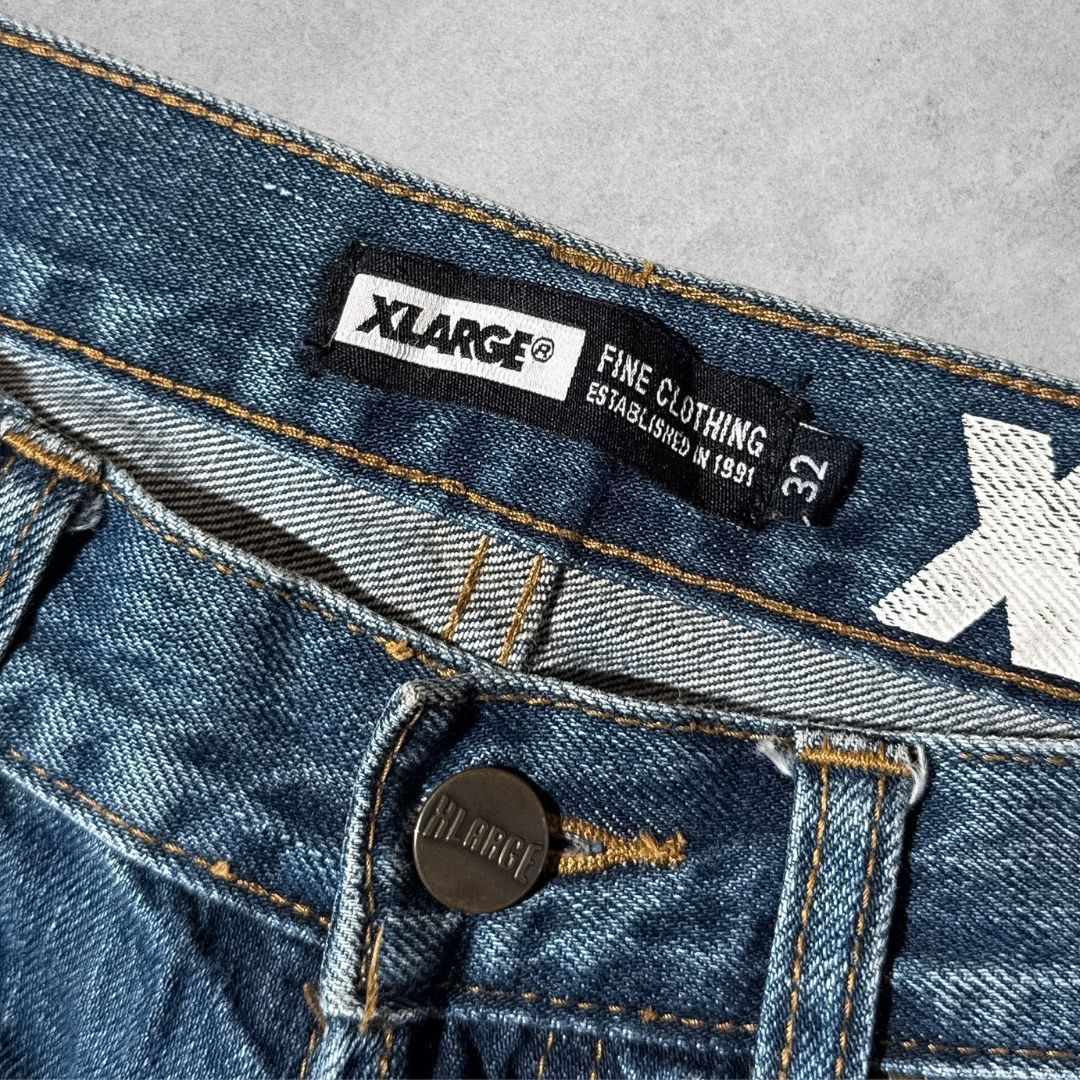 XLARGE JEANS EMBROIDERED LOGO (Category: Jeans) located in San Pedro. Submitted by thriftsouthfinds (Listing ID 1423888526, Image 3). Description: Length: 45 inches Width: 19.5 inches.