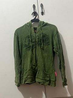 (Category: ) located in . Submitted by preloved_needslove (Listing ID 1423913138, Image 1). Description: .