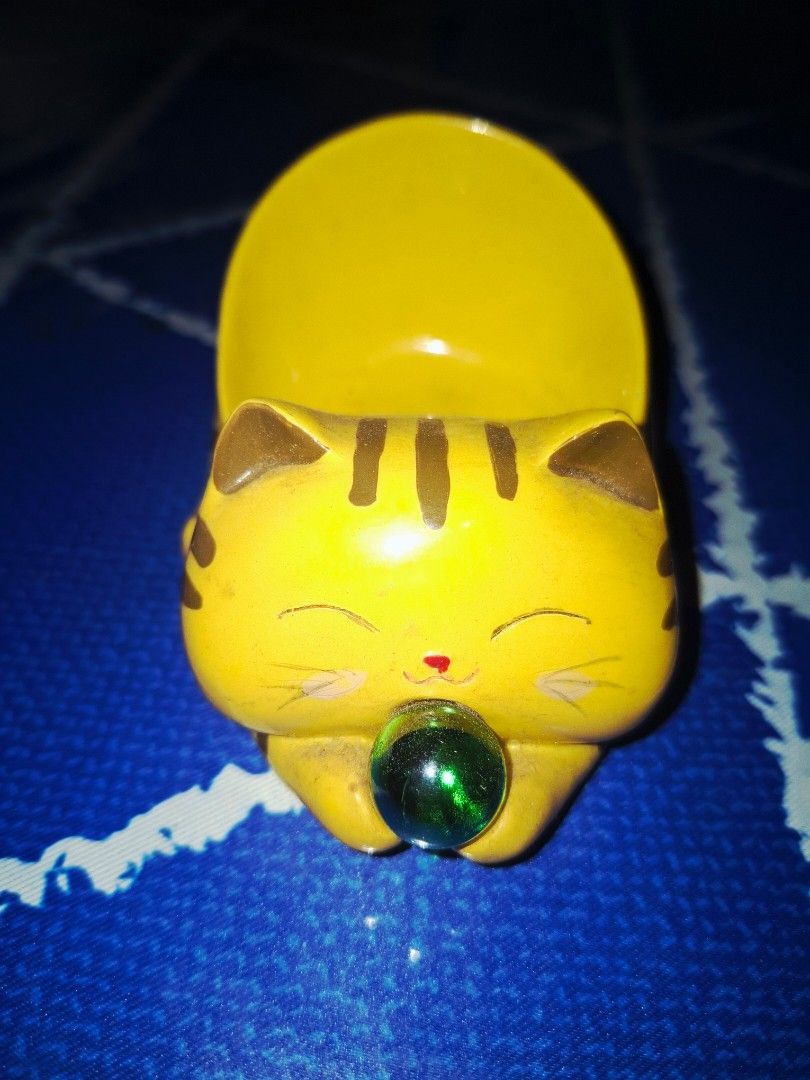 YELLOW LUCKY CAT DISPLAY COLLECTION (Category: Announcements) located in Cavite. Submitted by annek_annek (Listing ID 1423910969, Image 1). Description: PLEASE SEND ME A MESSAGE FOR MORE DETAILS..