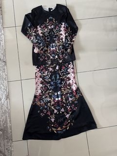 (Category: ) located in . Submitted by wardrobelama (Listing ID 1423839669, Image 1). Description: .