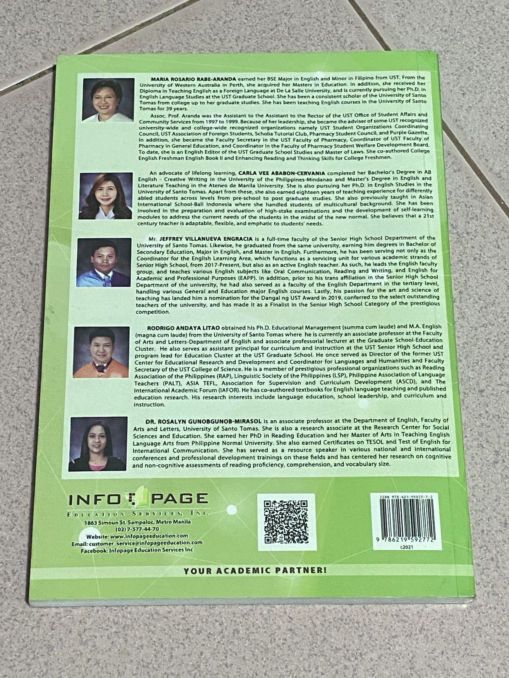 A worktext on Oral Communication (Category: Textbooks) located in Pasig City. Submitted by kayciigii (Listing ID 1419538716, Image 2). Description: - only has very few pencil markings - used only a few times -missing one page - ust shs mop: gcash.
