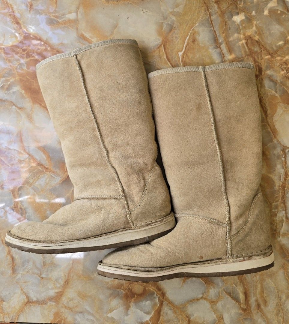 Aldo Fur Lined Tall Boots US 7 (Category: Boots) located in Muntinlupa City. Submitted by mmmikay (Listing ID 1419440005, Image 1). Description: Aldo fur lined tall boots in beige, US 7. Super warm and comfy, Last used in New York winter Dec 2019 - Jan 2020 right before the pandemic. Issue: Madumi lang due to use, you can see from the pics. RFS: Di na kasya sa legs ko sez after pandemic. Location: Muntinlupa City.