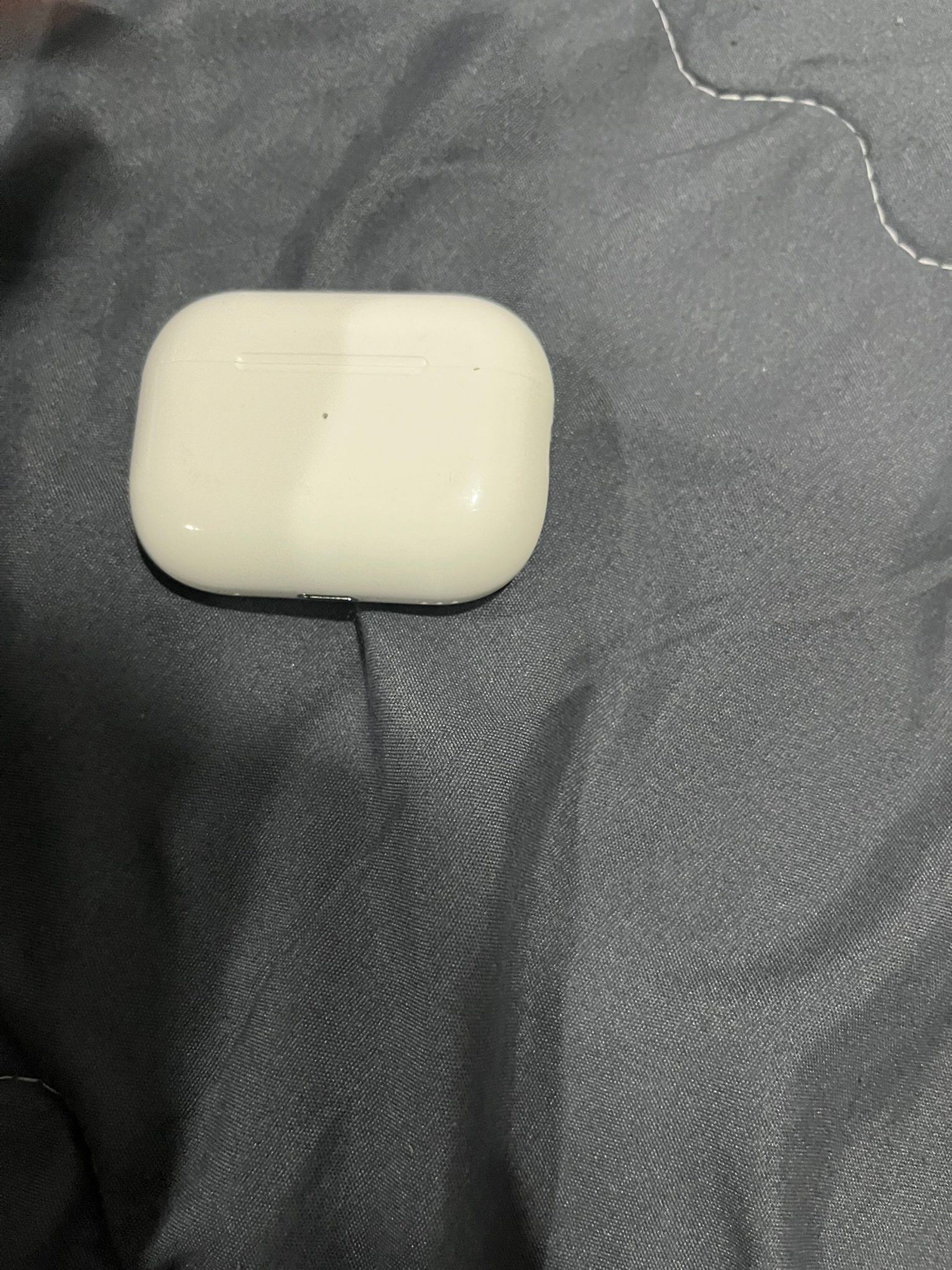 Apple AirPods Pro65561086636161112