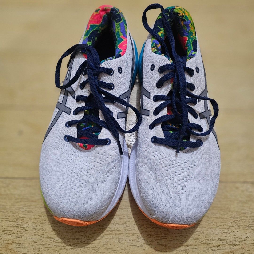 Asics Gel-Kayano 29 Lite-Show (Category: Sneakers) located in Quezon City. Submitted by tashadimps (Listing ID 1419581105, Image 2). Description: - Asics Gel-Kayano 29 running shoes - Colorway: Lite-show - Designed for running rfs: used thrice. decided running is not for me 😅.