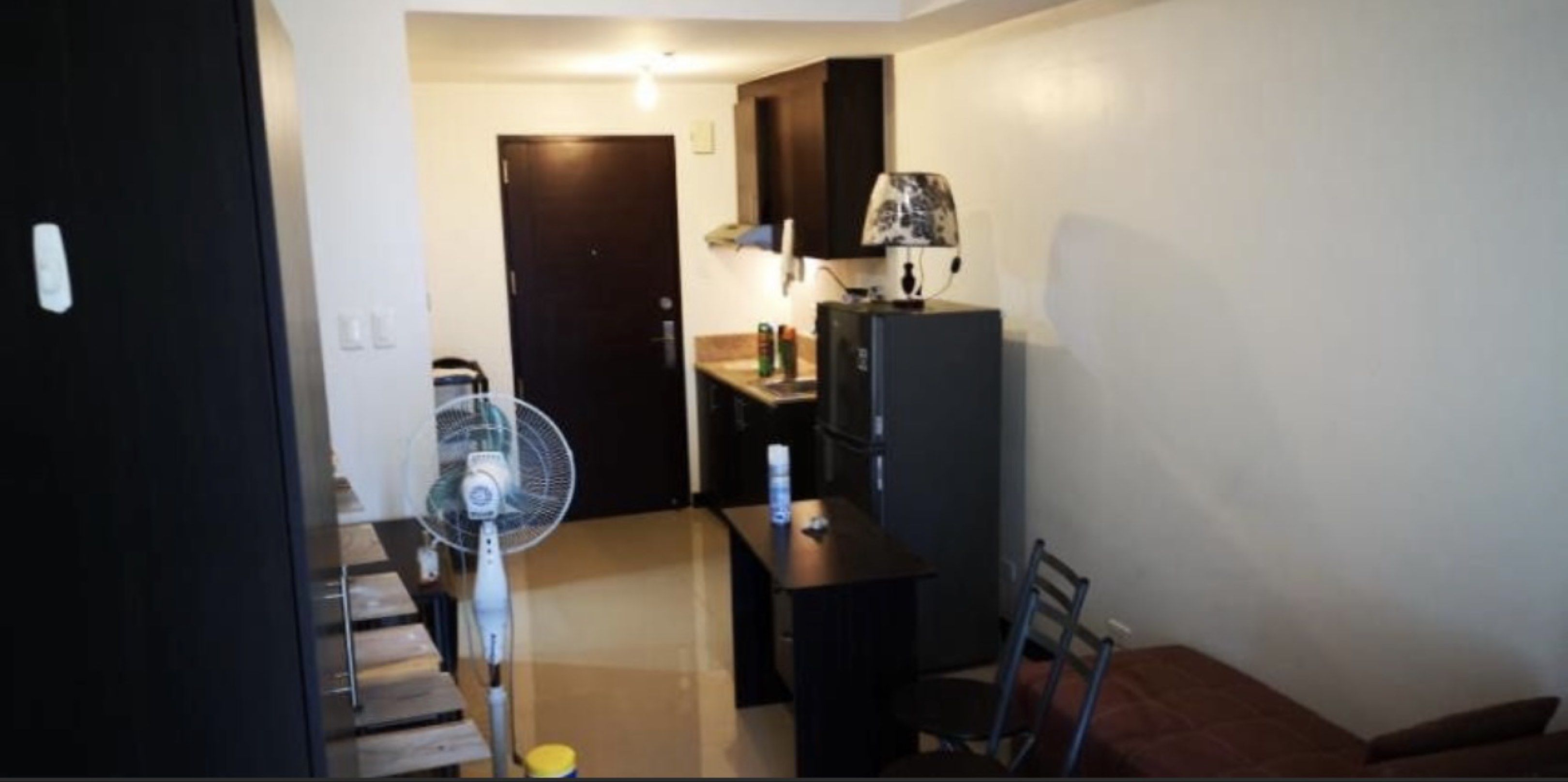 AXIS Residences studio for sale or lease (Category: Apartments & Condos) located in Makati City. Submitted by swiftpenguin.f78990 (Listing ID 1419394125, Image 1). Description: Hello, not my place - just helping a friend. Developer: Robinsons Land Condominium: Axis Residences Location: Pioneer Mandaluyong Floor area: 27.08 Floor: 29th Remarks: walking distance to MRT Boni. HOA, property tax, utilities are updated. Furnished aircon included. RFS: 