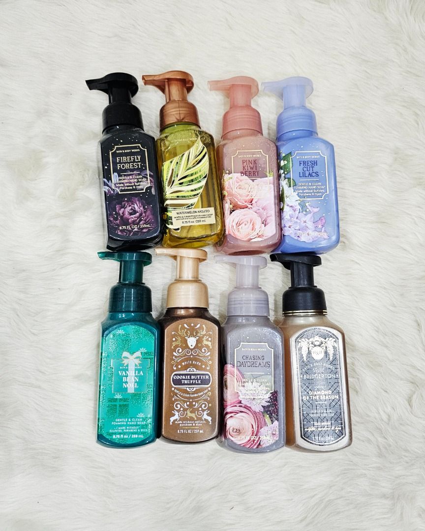 BATH & BODY WORKS GENTLE & CLEAN FOAMING HAND SOAP (Category: Hands & Nails) located in Quezon City. Submitted by trinityboutique (Listing ID 1419476522, Image 2). Description: BATH & BODY WORKS GENTLE & CLEAN FOAMING HAND SOAP - ₱350.00 EACH DETAILS: - Purchased in the USA - BRAND NEW! Never been opened. AVAILABLE ✅CHASING DAYDREAMS ✅COOKIE BUTTER TRUFFLE ✅FIREFLY FOREST ✅FRESH CUT LILACS ✅ICED CINNAMON ROLLS ✅ICED LEMON POUNDCAKE ✅MARSHMALLOW F