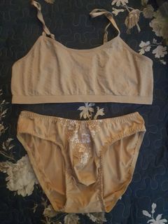 (Category: ) located in . Submitted by epinormous (Listing ID 1419512354, Image 1). Description: .