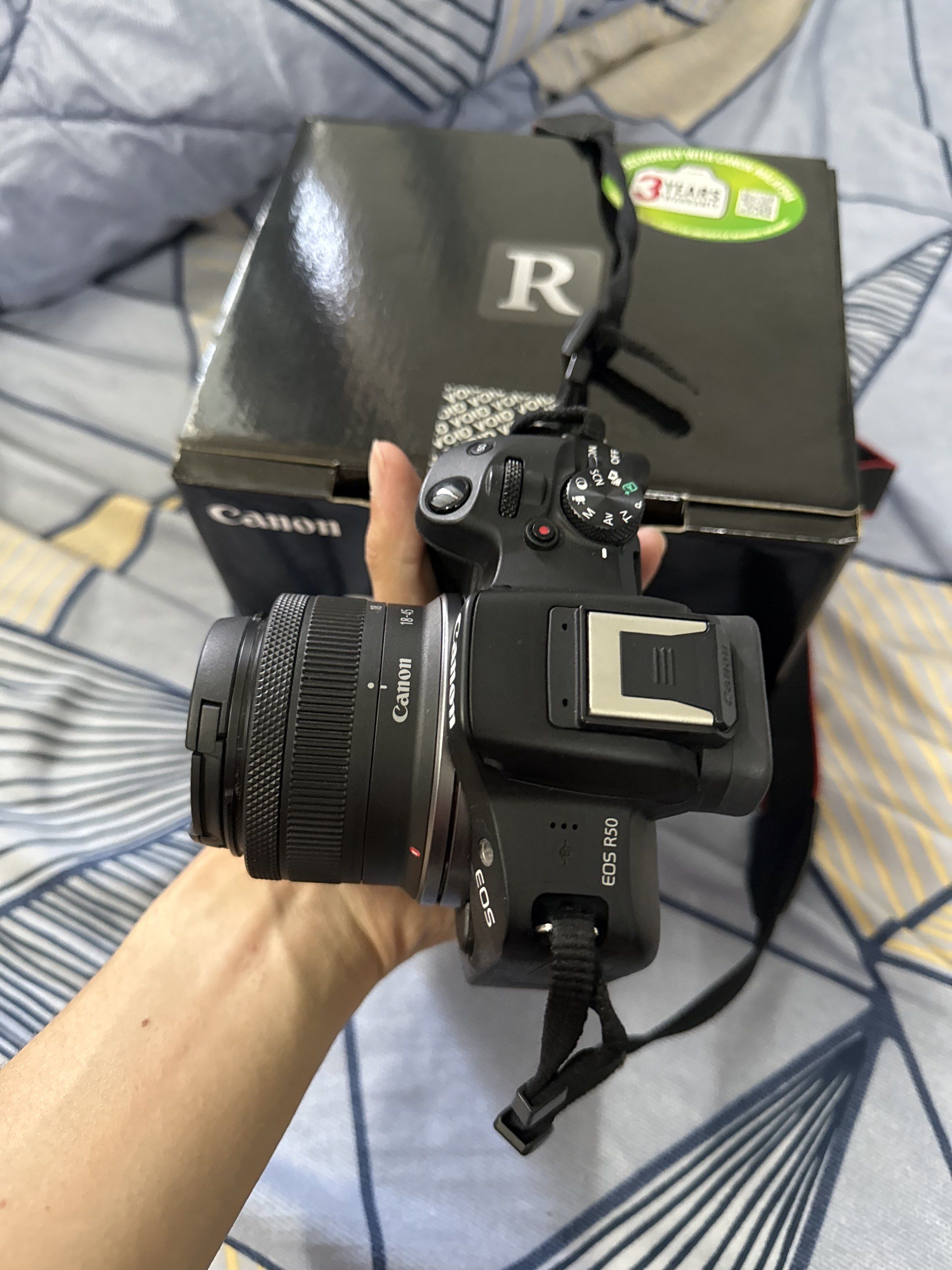 Canon EOS R50 with RF-S 18-45mm kit lens (box), Photography, Cameras on ...