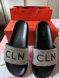 (Category: ) located in . Submitted by sjprelovedbotique (Listing ID 1419445182, Image 1). Description: .