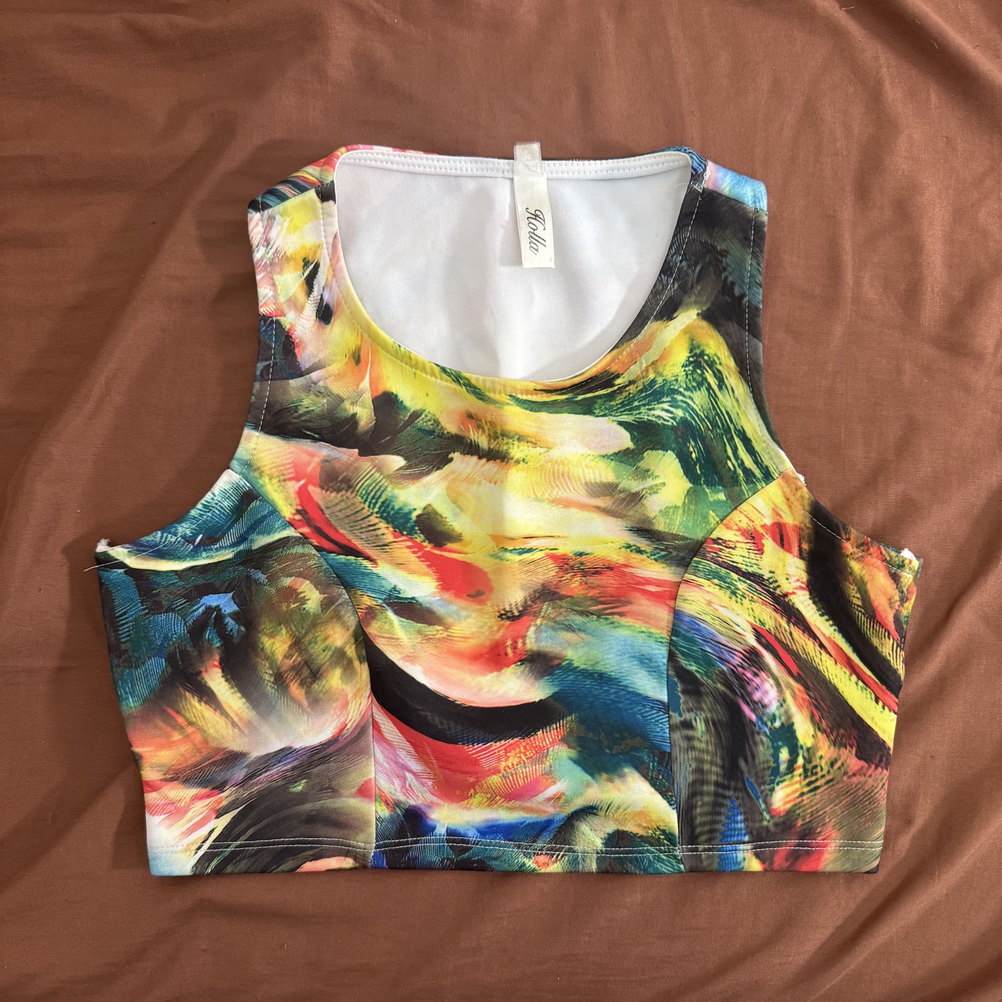 colorful abstract crop top (Category: Sleeveless) located in Quezon City. Submitted by va_v2 (Listing ID 1419498154, Image 1). Description: colorful abstract cropped top (s-m) 🏷️ 200.