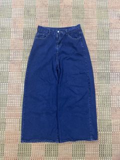(Category: ) located in . Submitted by malpreloved1 (Listing ID 1419581389, Image 1). Description: .