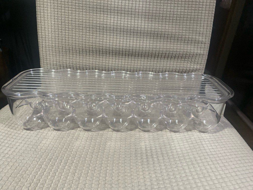 Egg storage bin (Category: Food Organization & Storage) located in Manila. Submitted by sample_only (Listing ID 1419553273, Image 1). Description: acrylic egg storage shipping c/o buyer.