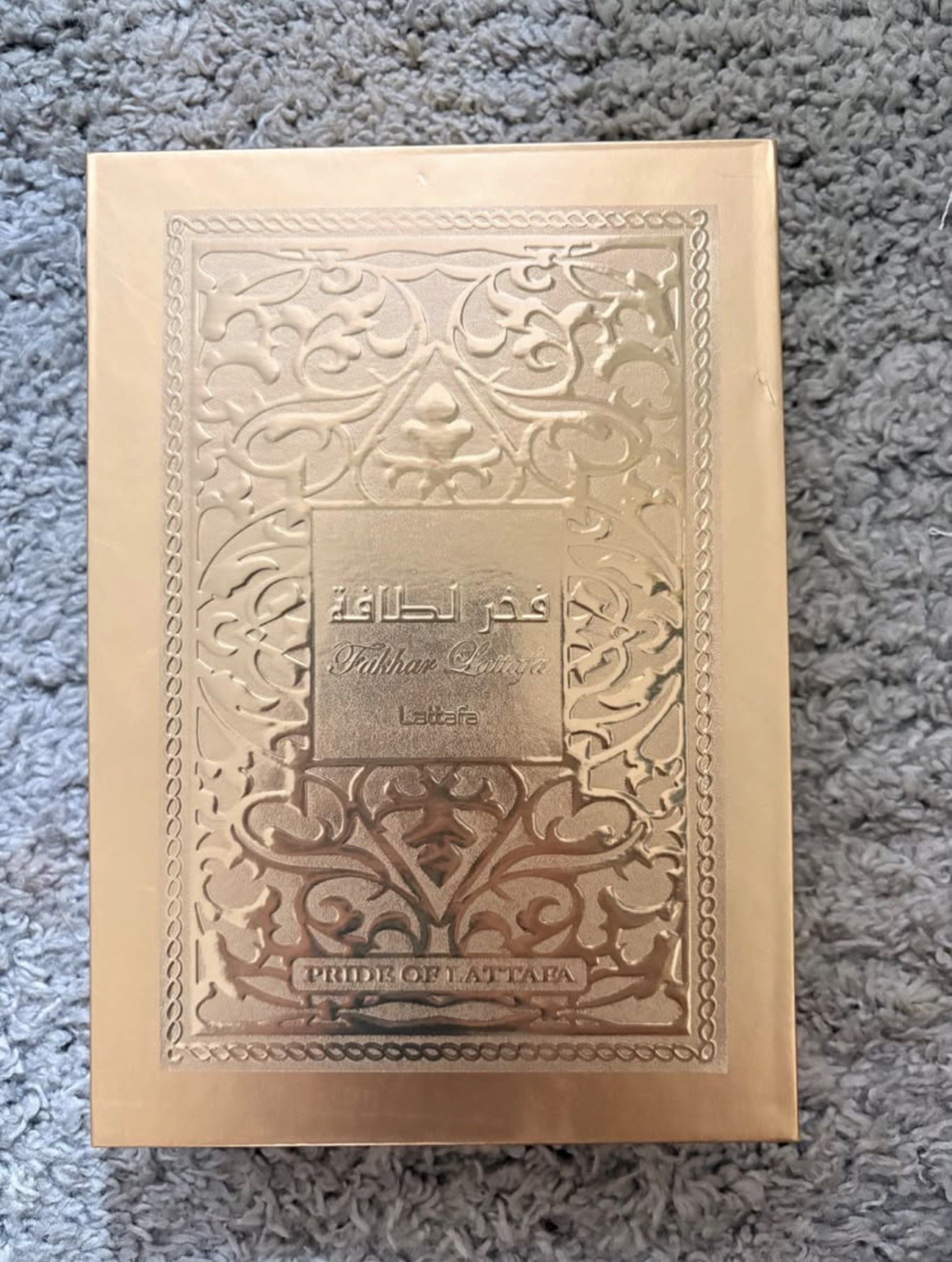 Fakhar Lattafa Eau De Parfum 100ml (Category: Fragrance & Deodorants) located in San Pedro. Submitted by justanj_ (Listing ID 1419530194, Image 2). Description: Brandnew Fakkar Lataffa Arab perfume (Womens) Scent: Musky, Vanilla, Sweet Lalamove cod avail,Gcash & Bank Transfer Free SF within Metro Manila .