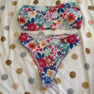 (Category: ) located in . Submitted by nned11 (Listing ID 1419457827, Image 1). Description: .
