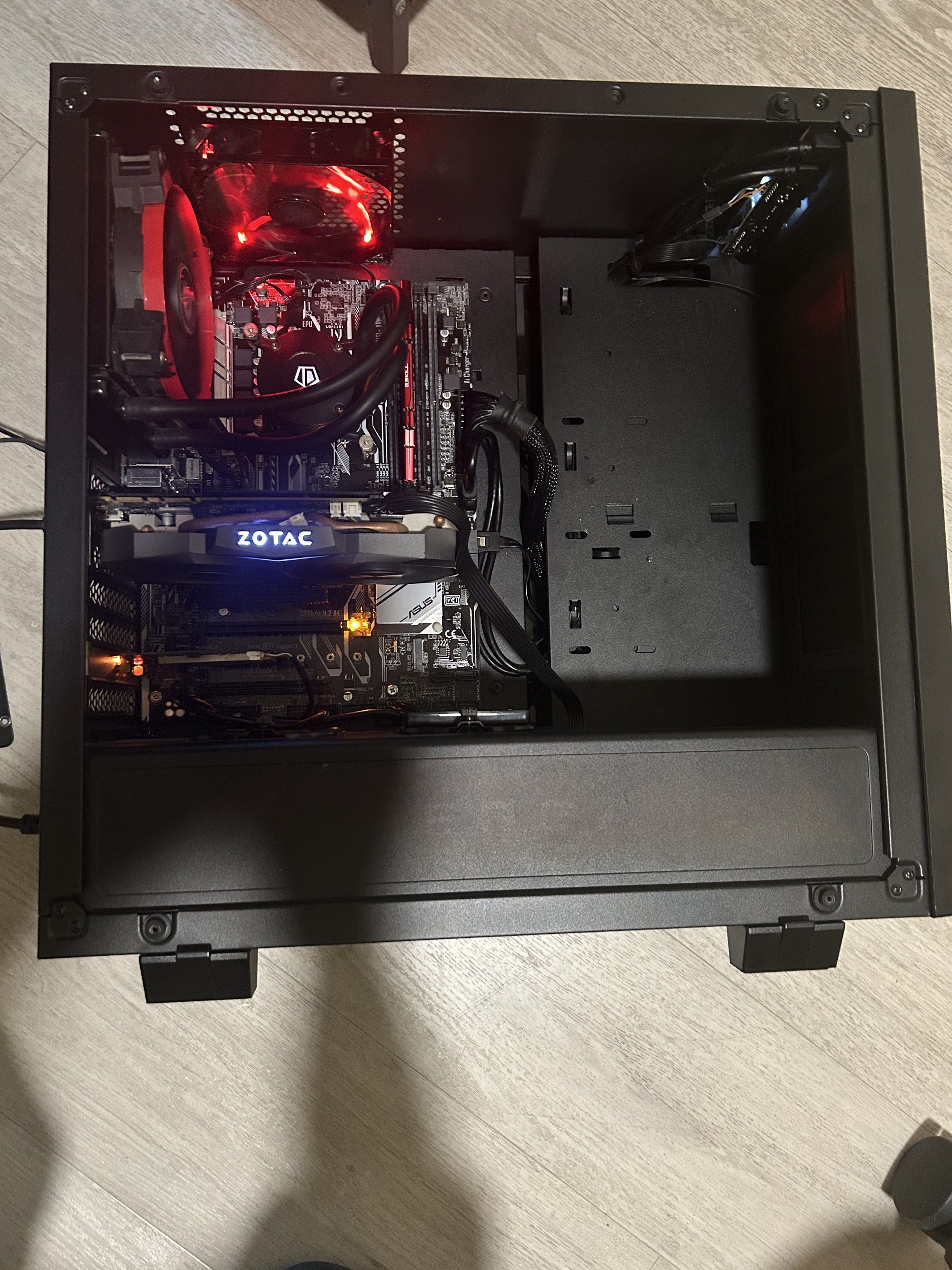 Gaming PC - Intel i7-7700, GTX 1070 Ti65561095531778113